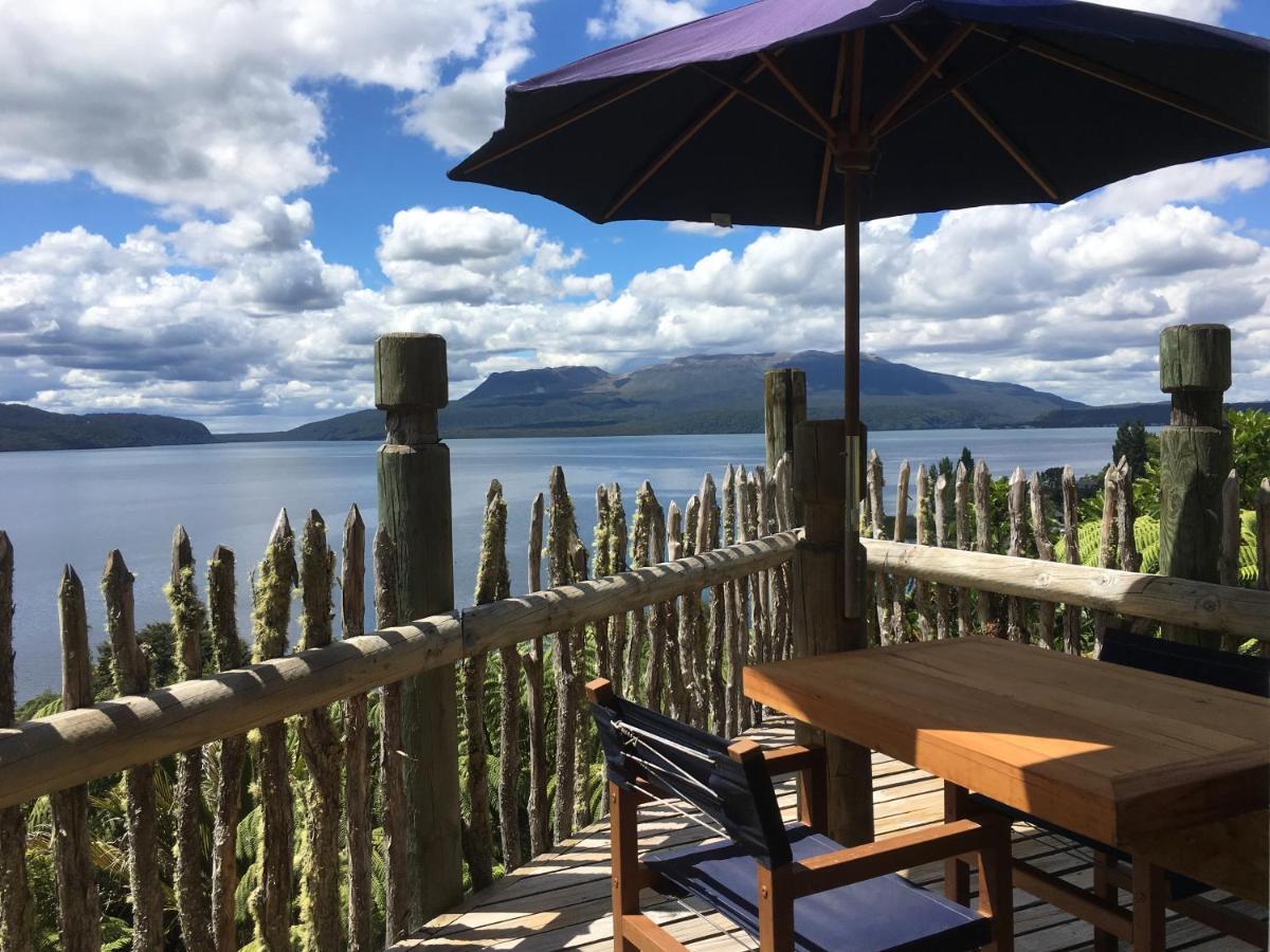 Te Whare -Lake Tarawera Tree-Top Nest Экстерьер фото